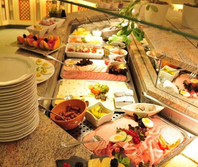 هتل Ambassador Thecontinents