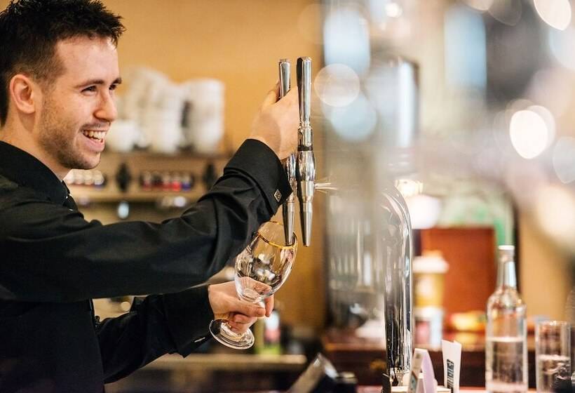 Arden Hotel And Leisure Club