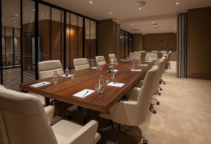 Art Hotel Rotterdam Fully Renovated