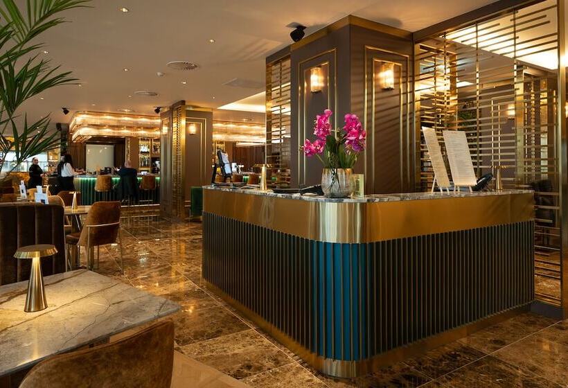 Art Hotel Rotterdam Fully Renovated