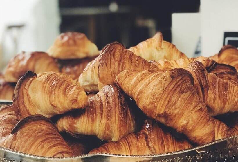 فندق Balmoral House Bed & Breakfast