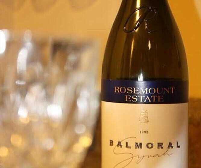 فندق Balmoral House Bed & Breakfast