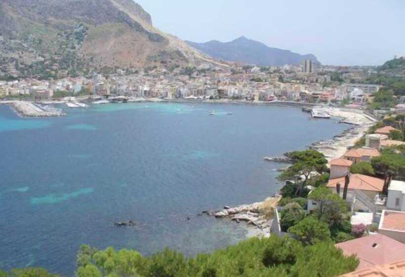 Bellevue Del Golfo Hotel & Spa