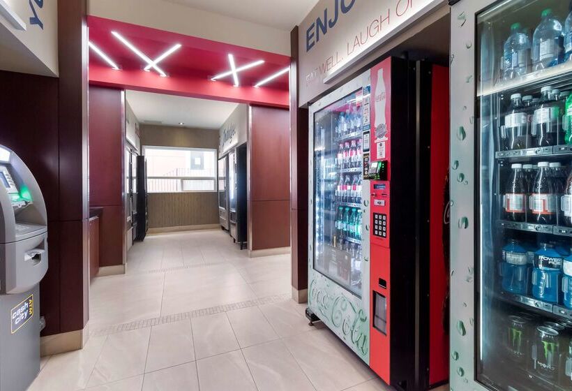 فندق Best Western Cold Lake Inn