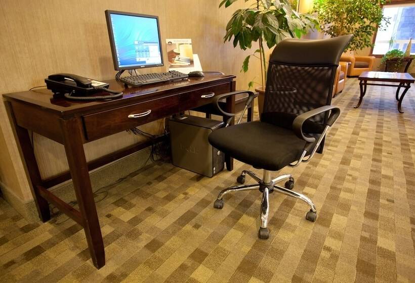 فندق Best Western Diamond Inn