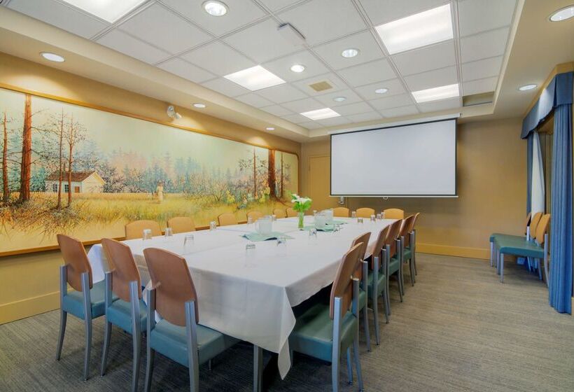 בית מלון כפרי Best Western Plus Chemainus Inn