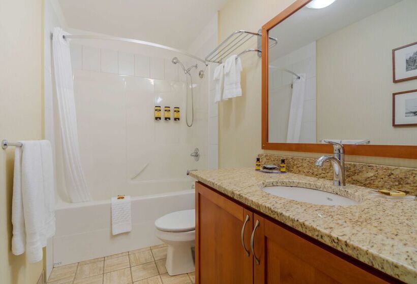 בית מלון כפרי Best Western Plus Chemainus Inn