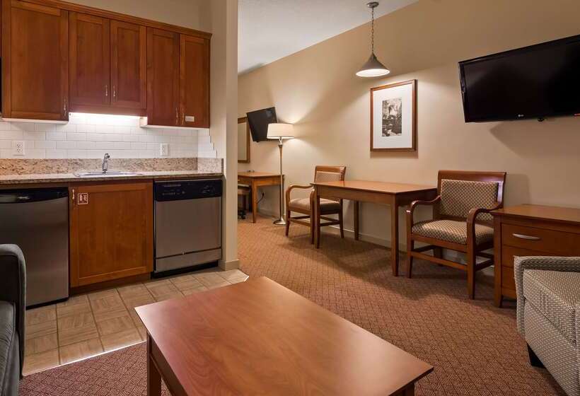 בית מלון כפרי Best Western Plus Chemainus Inn