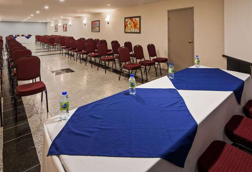 酒店 Best Western Plus Montreal East