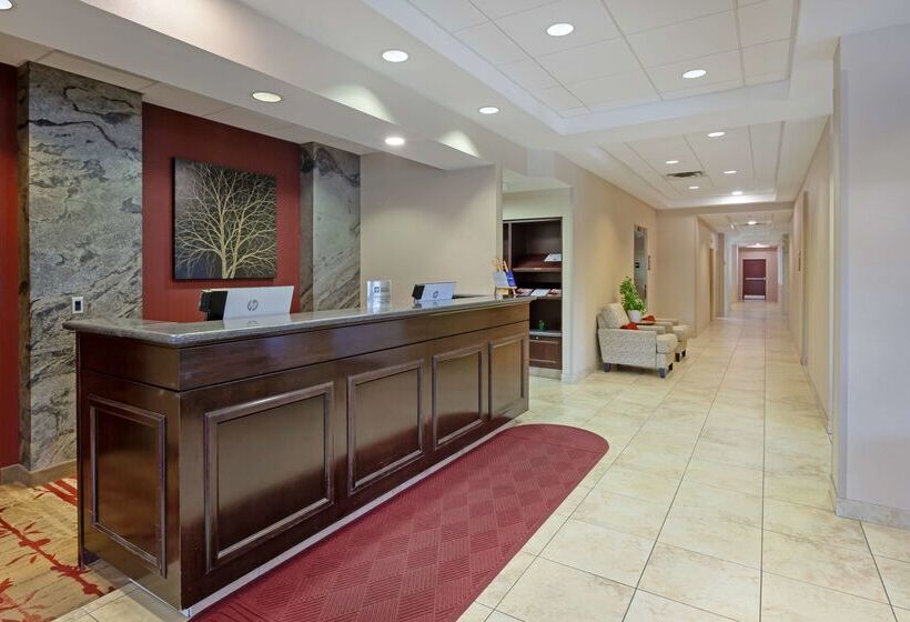 فندق Best Western Plus Muskoka Inn