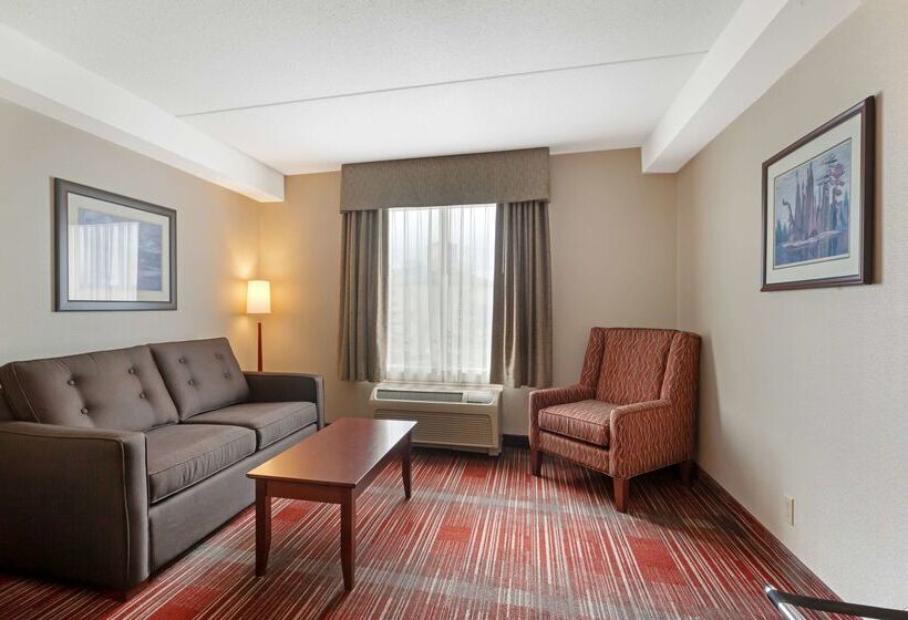 فندق Best Western Plus Muskoka Inn