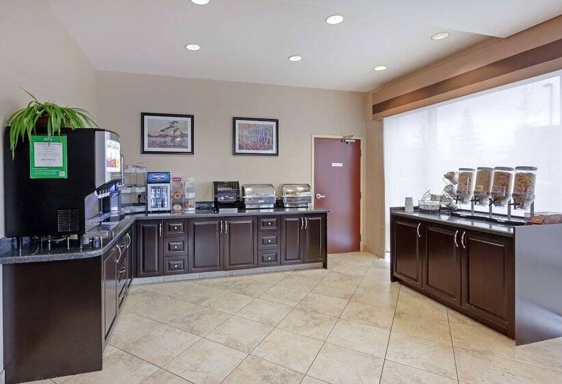 فندق Best Western Plus Muskoka Inn