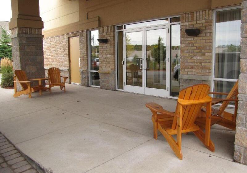 فندق Best Western Plus Muskoka Inn