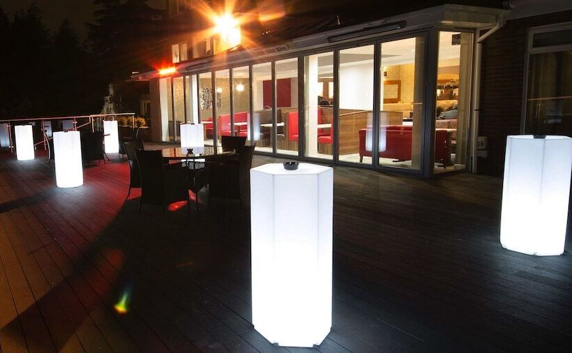 Отель Best Western Plus Oaklands