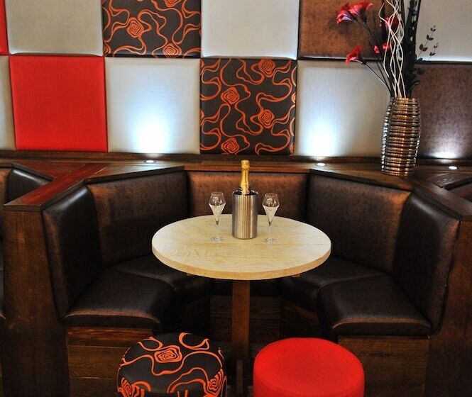 Отель Best Western Plus Oaklands