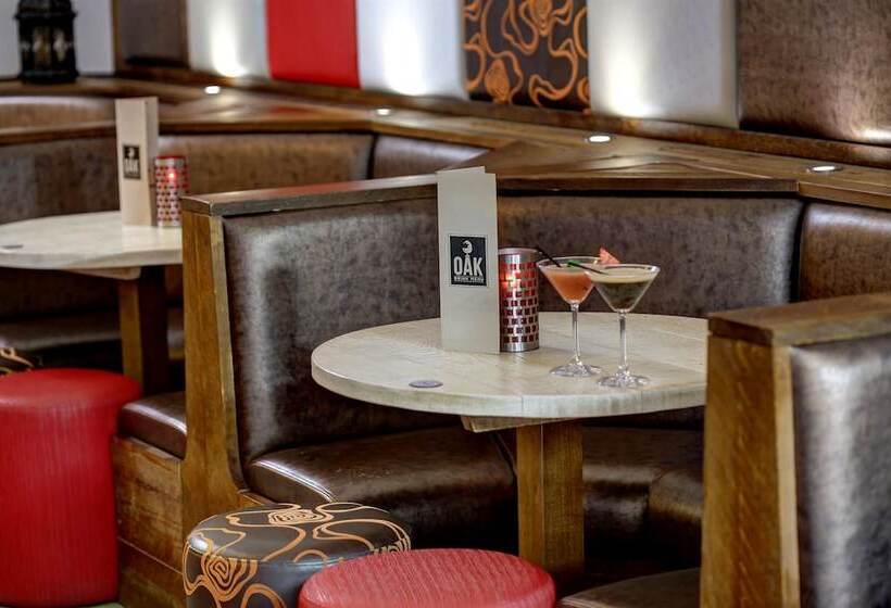 Отель Best Western Plus Oaklands