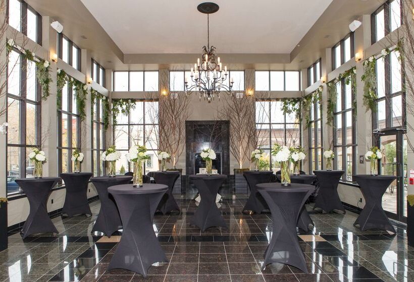 فندق Best Western Plus Perth Parkside Inn & Spa