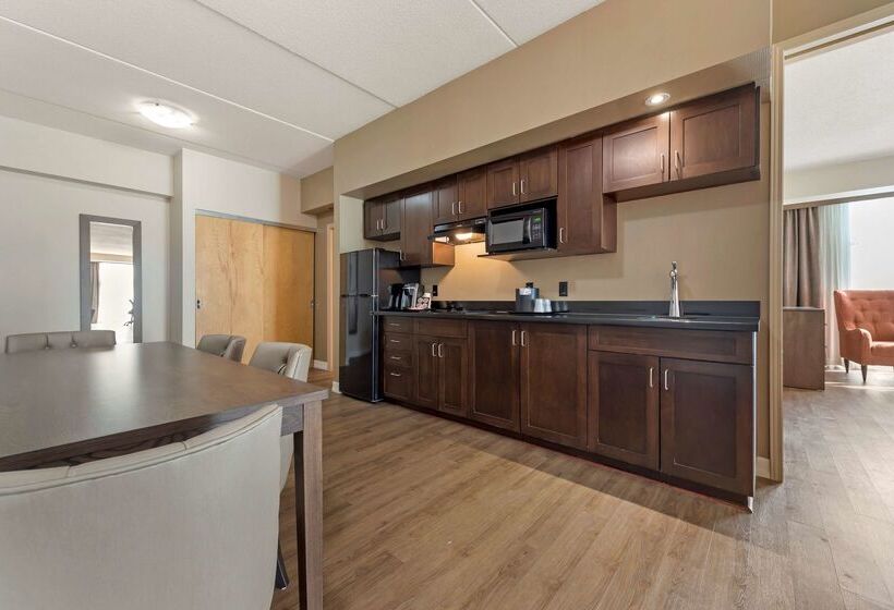 فندق Best Western Plus Perth Parkside Inn & Spa