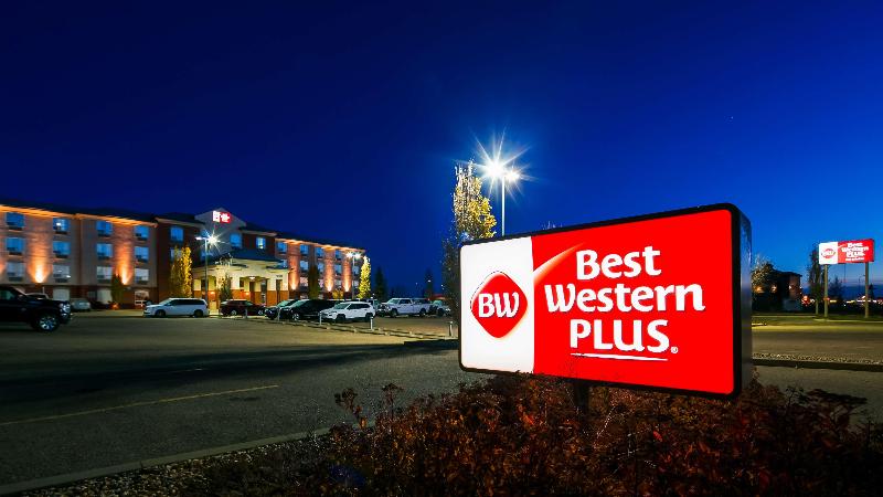 Szálloda Best Western Plus Red Deer Inn & Suite