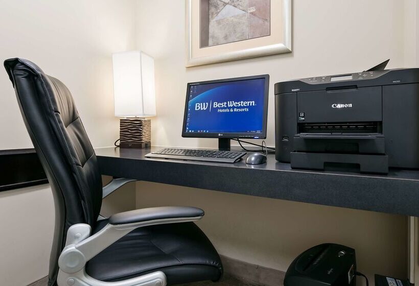 فندق Best Western Rocky Mountain House