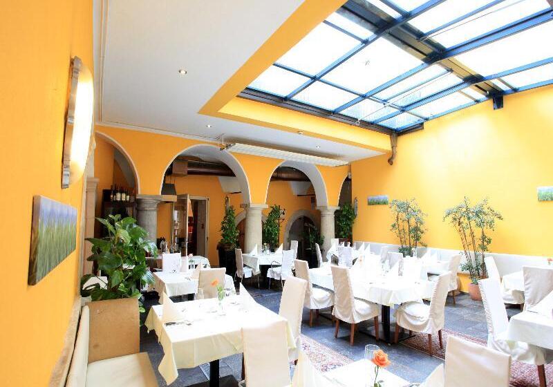 Boutique Hotel Dom   Rooms & Suites