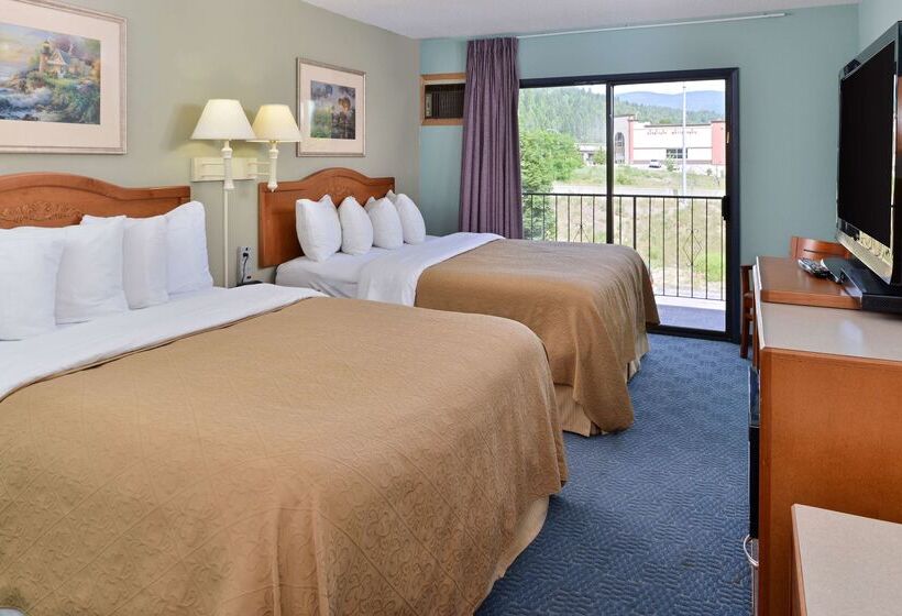 فندق Canadas Best Value Inn & Suites Castlegar
