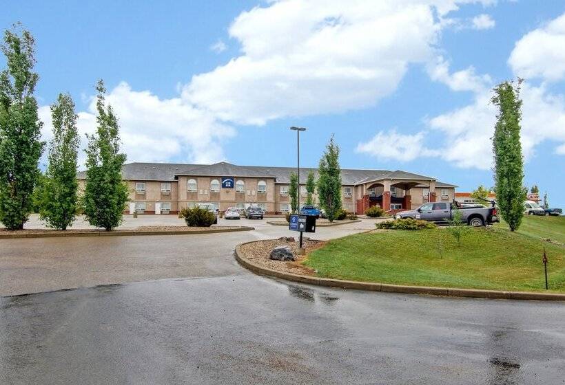 Rimbey Ridge Hotel & Suites