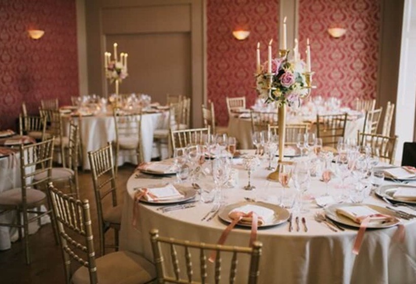 酒店 Carberry Tower Mansion House And Estate