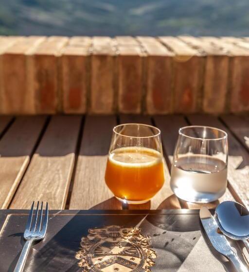 فندق Castello Di Velona Resort, Thermal Spa & Winery