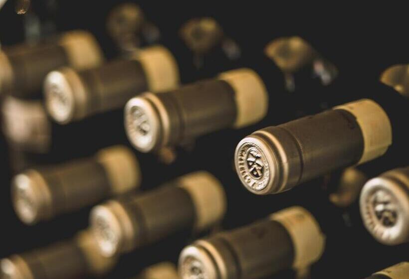 فندق Castello Di Velona Resort, Thermal Spa & Winery