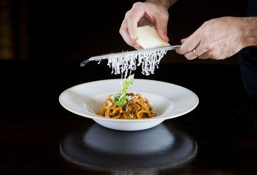 فندق Castello Di Velona Resort, Thermal Spa & Winery