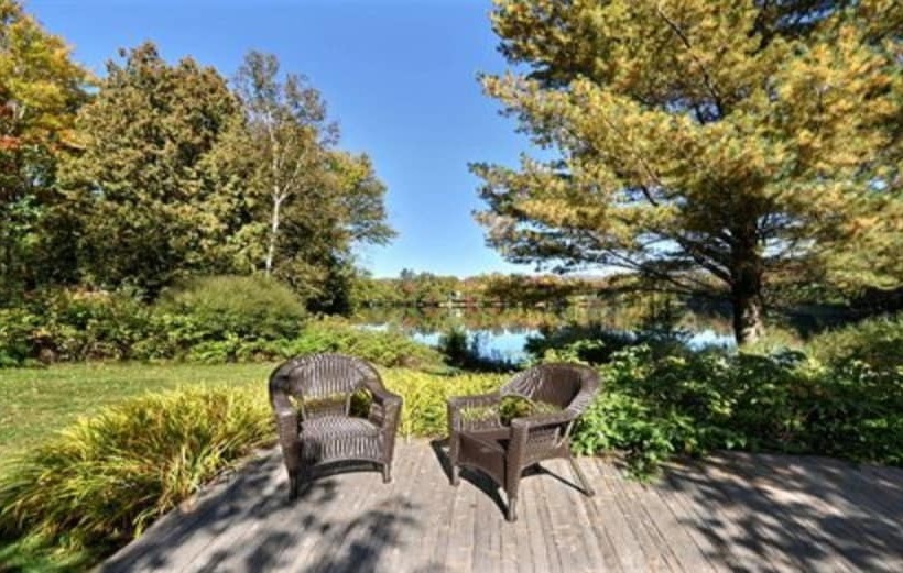 בית מלון כפרי Chateau Beauvallon