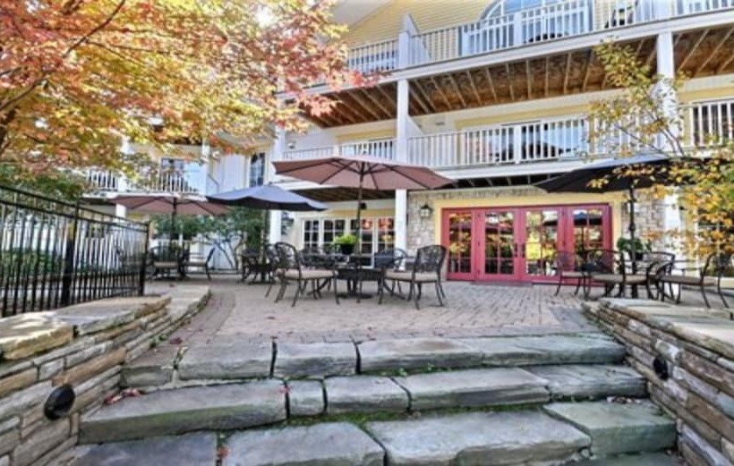 בית מלון כפרי Chateau Beauvallon