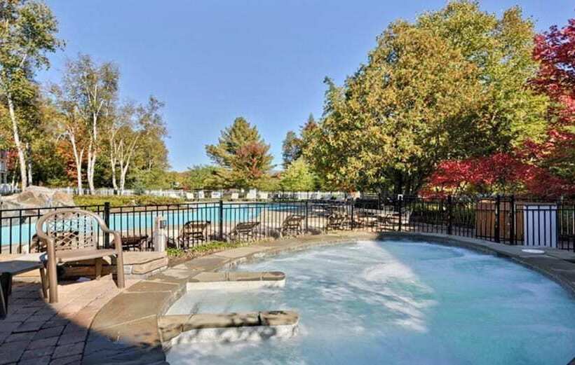 בית מלון כפרי Chateau Beauvallon