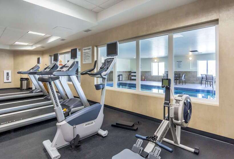 Clarion Hotel & Conference Centre