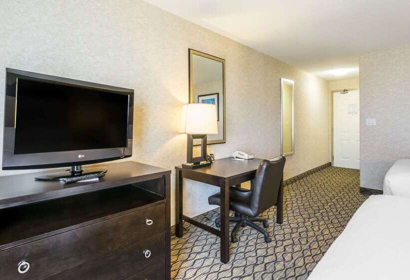 Clarion Hotel & Conference Centre