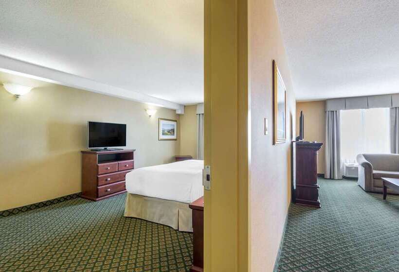 Clarion Hotel & Conference Centre