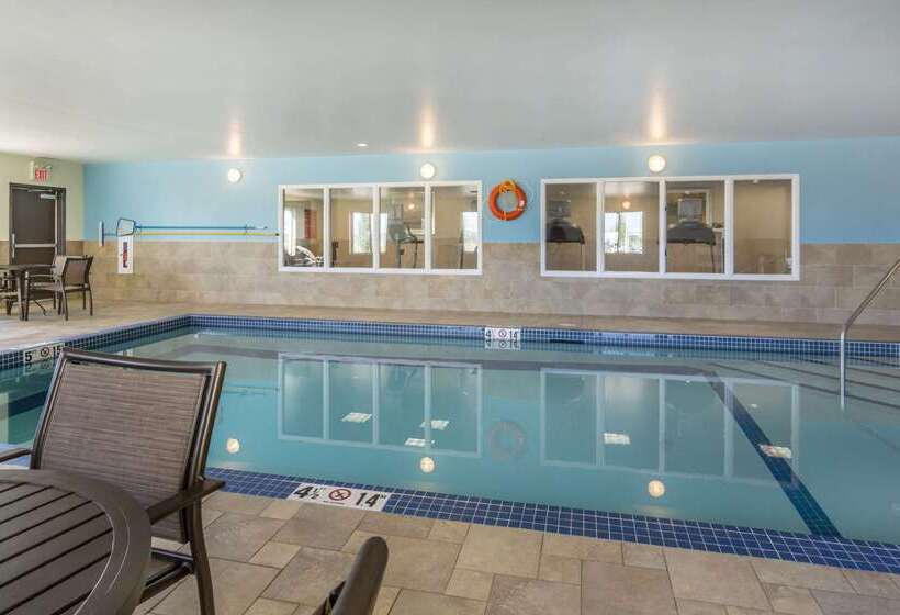 Clarion Hotel & Conference Centre