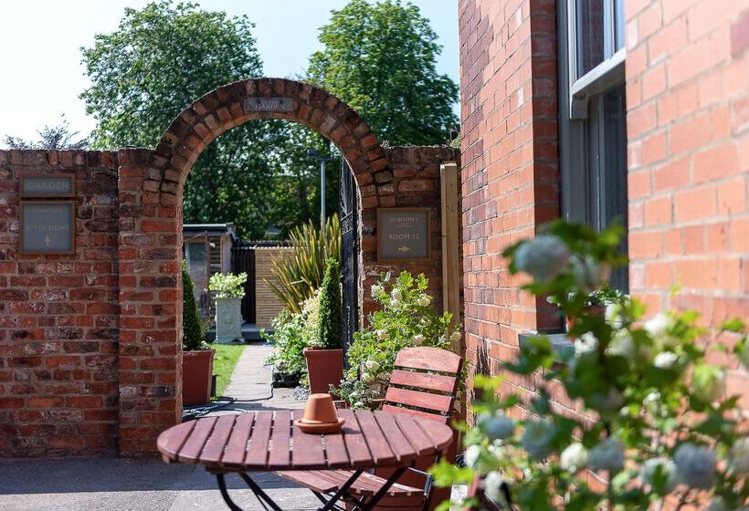 호텔 Clementine S Guest House