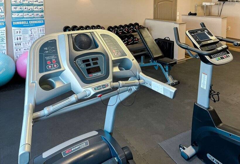 Hotel Coast Swift Current