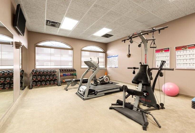 Hotel Coast Swift Current