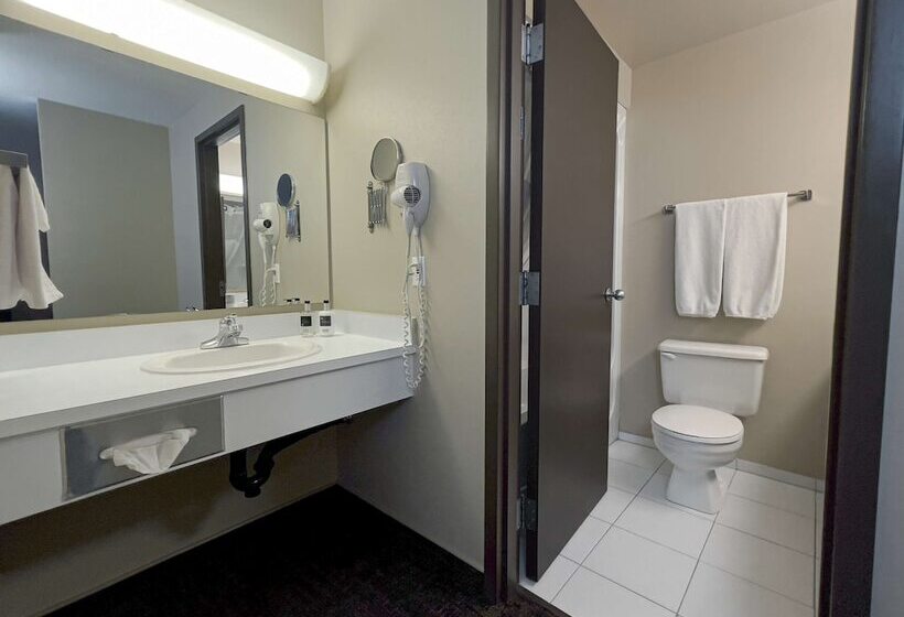 Hotel Coast Swift Current