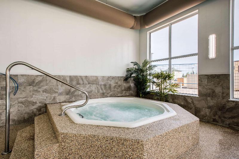 فندق Comfort Inn & Suites