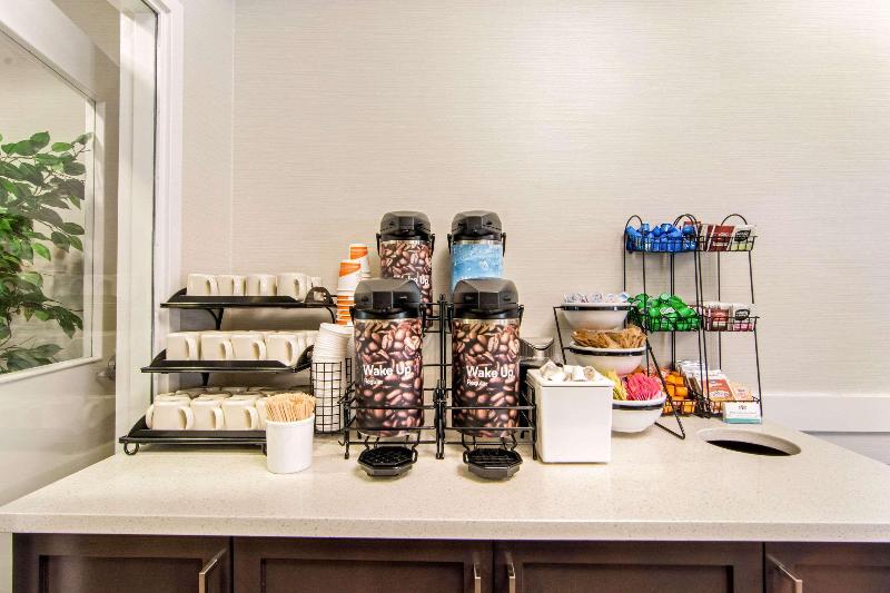 فندق Comfort Inn & Suites