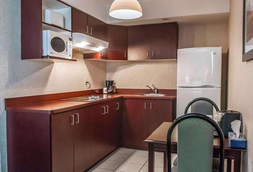 ホテル Comfort Inn