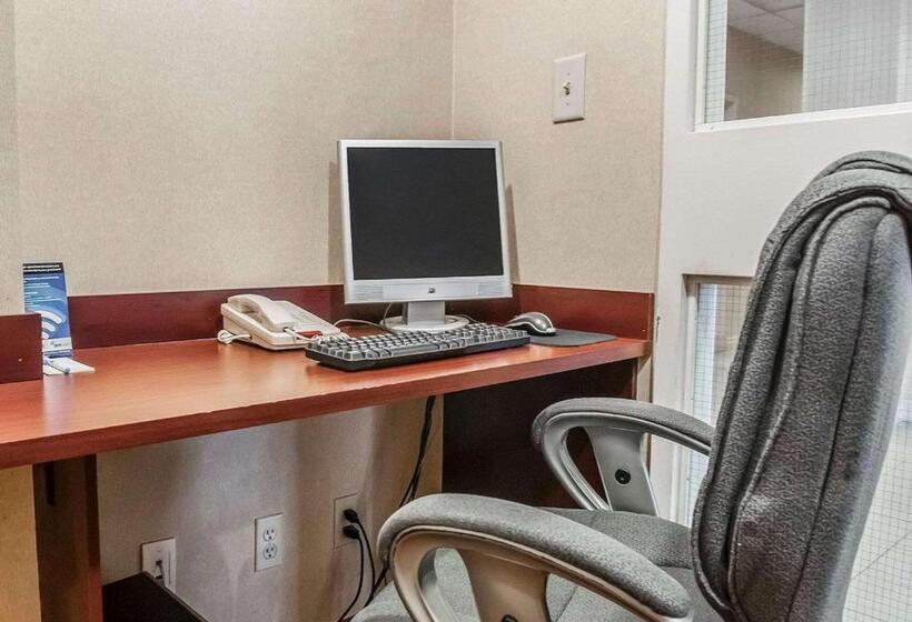 ホテル Comfort Inn