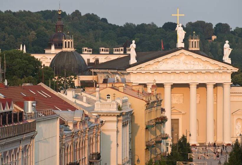 Congress Avenue Hotel