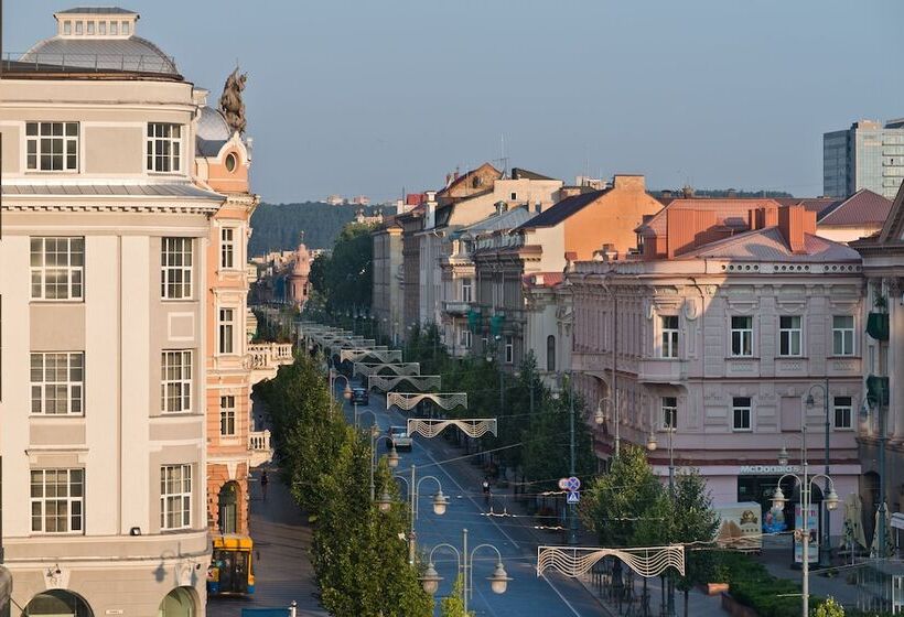 Congress Avenue Hotel