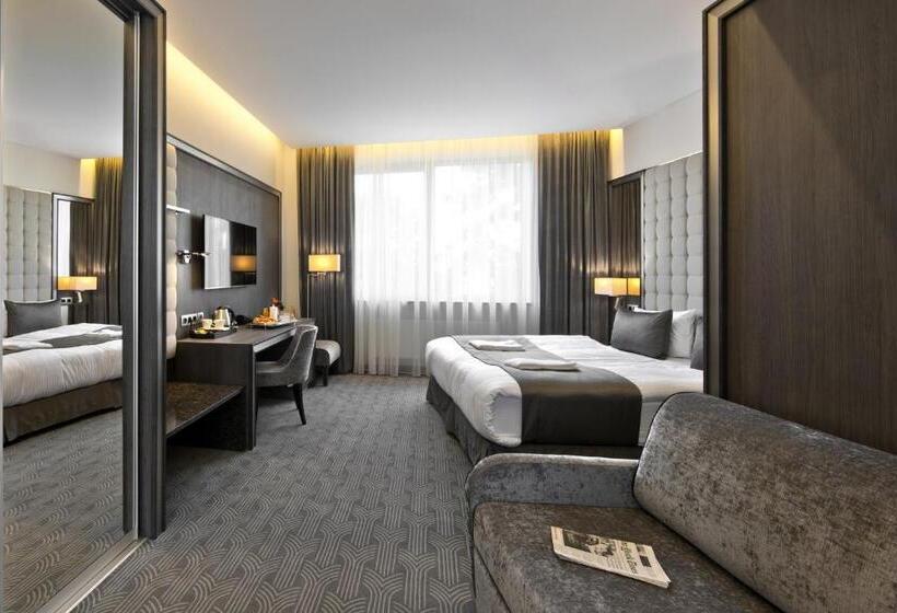 Congress Avenue Hotel