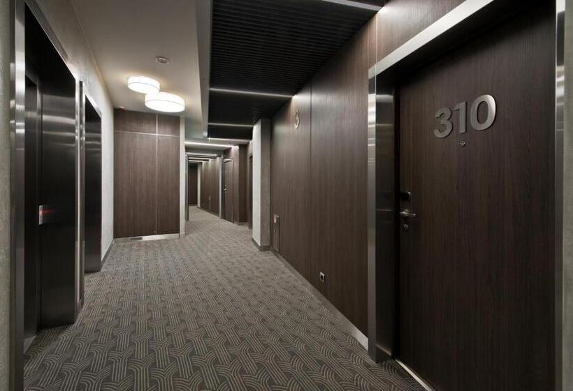 Congress Avenue Hotel